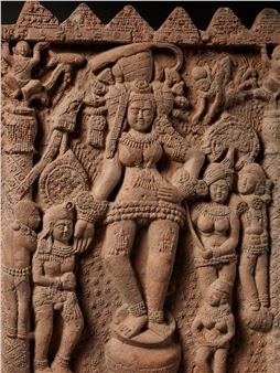 A TERRACOTTA PLAQUE DEPICTING A MOTHER GODDESS, EASTERN INDIA, CHANDRAKETUGARH, C. 1ST CENTURY BC TO 1ST CENTURY AD - Indian School, 1st Century