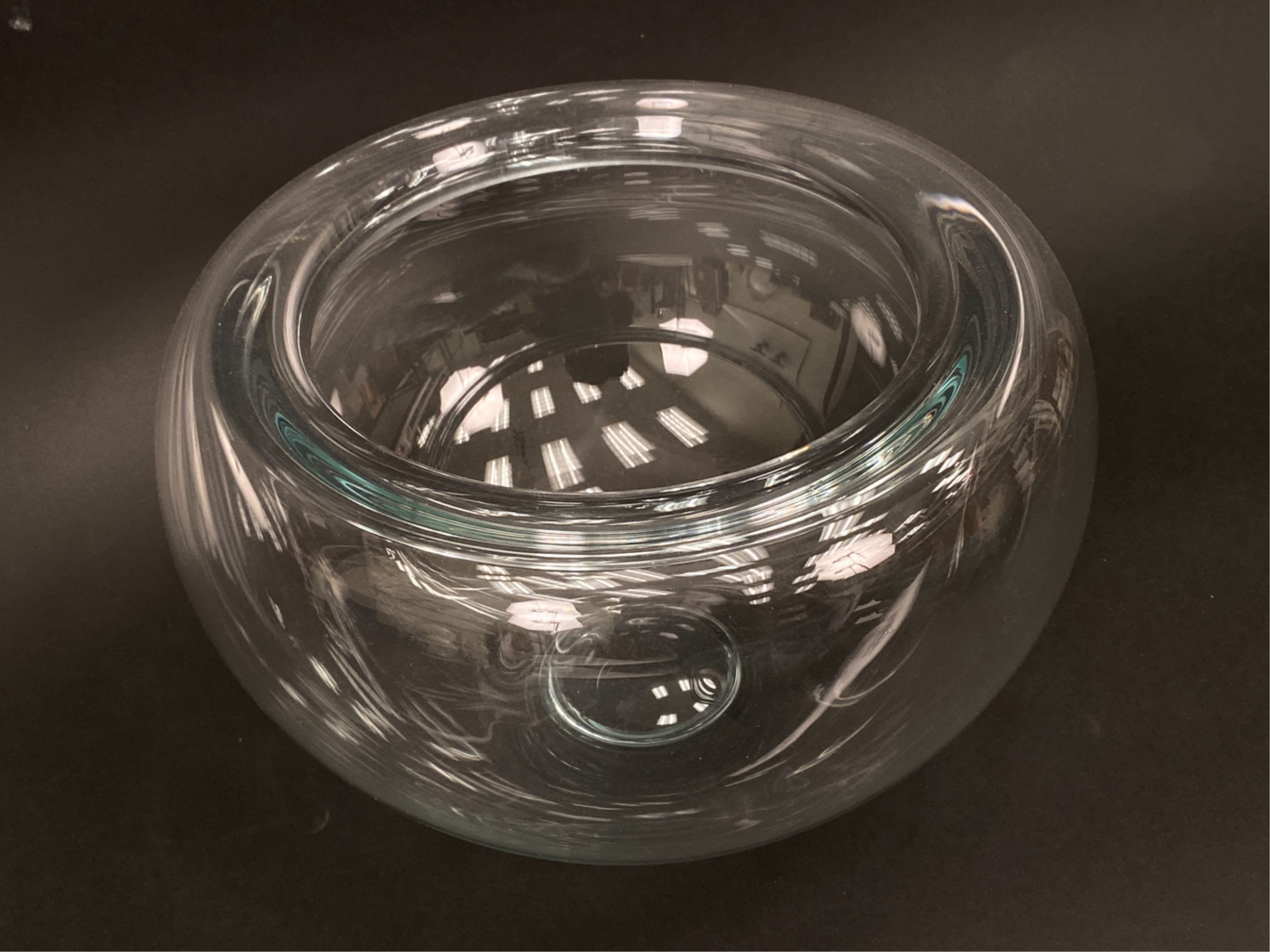 Per Lütken | LARGE VINTAGE SCANDINAVIAN GLASS CENTER PIECE BOWL | MutualArt