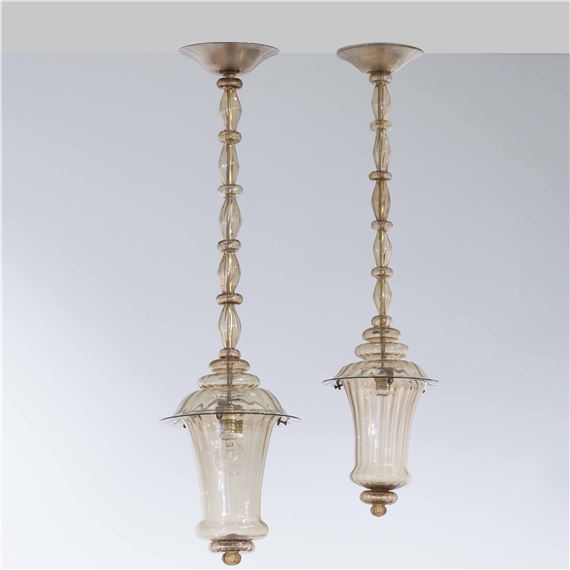 Two glass lamps with bell-shaped diffusers. by Vittorio Zecchin, 1925 ca