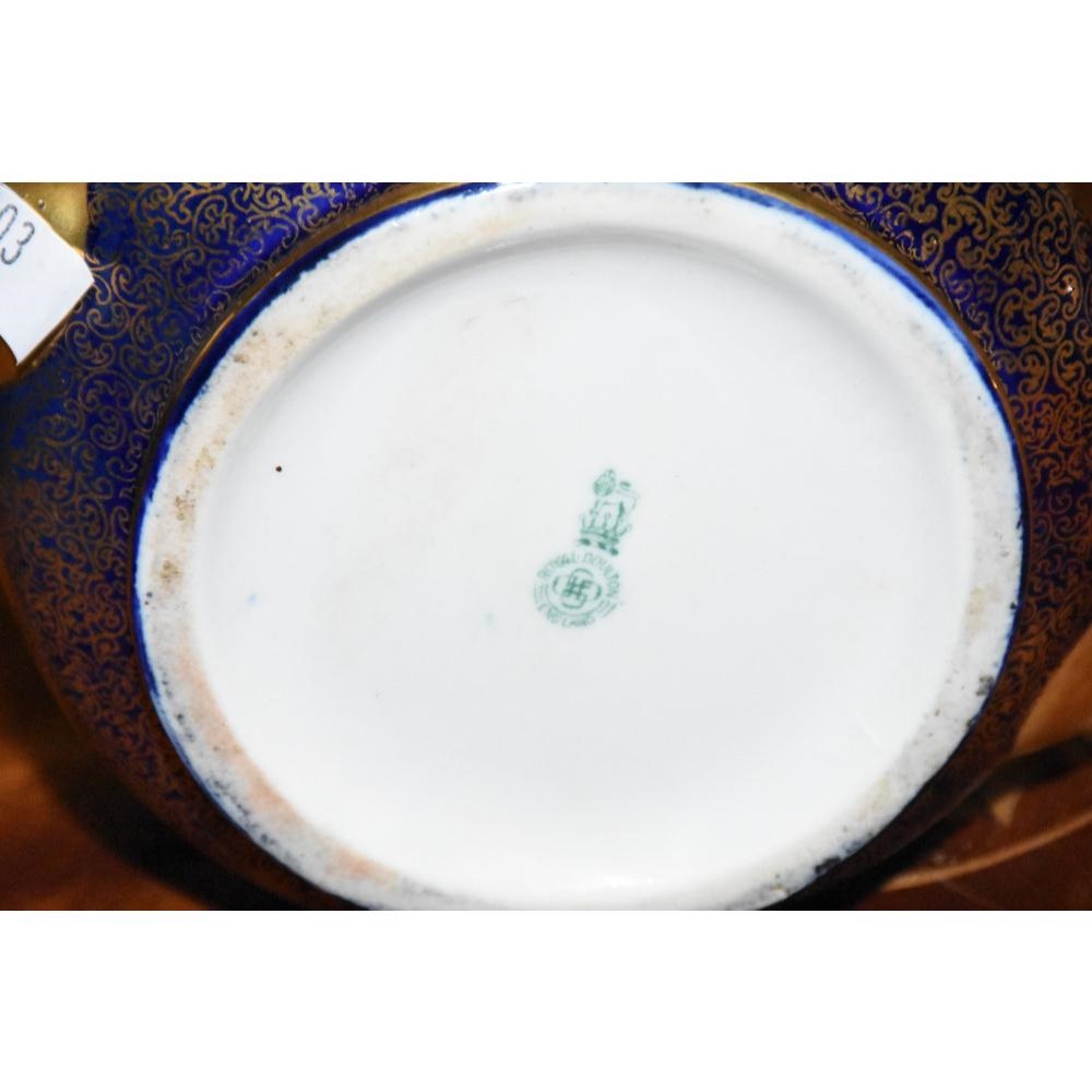 Royal Doulton A good quality English 19th century Royal Doulton two