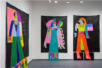 Gyan Shrosbree: Fluorescent Beauty and the Feminine Gaze