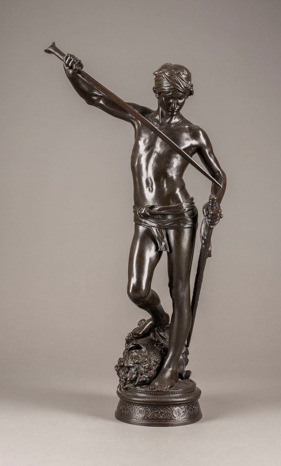 Marius-Jean-Antonin Mercié | DAVID MIT DEM HAUPT DES GOLIATH | MutualArt