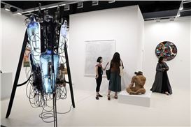 Art Dubai Returns with Glaciers, Feminism and Precious Stones Inspiring Creatives