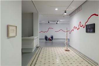 İz Öztat: Underbelly - Zilberman Gallery, Istanbul