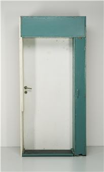 Türelement einer Frankfurter Küche mit zweitürigem Schrankumbau - Margarete Schütte-Lihotzky