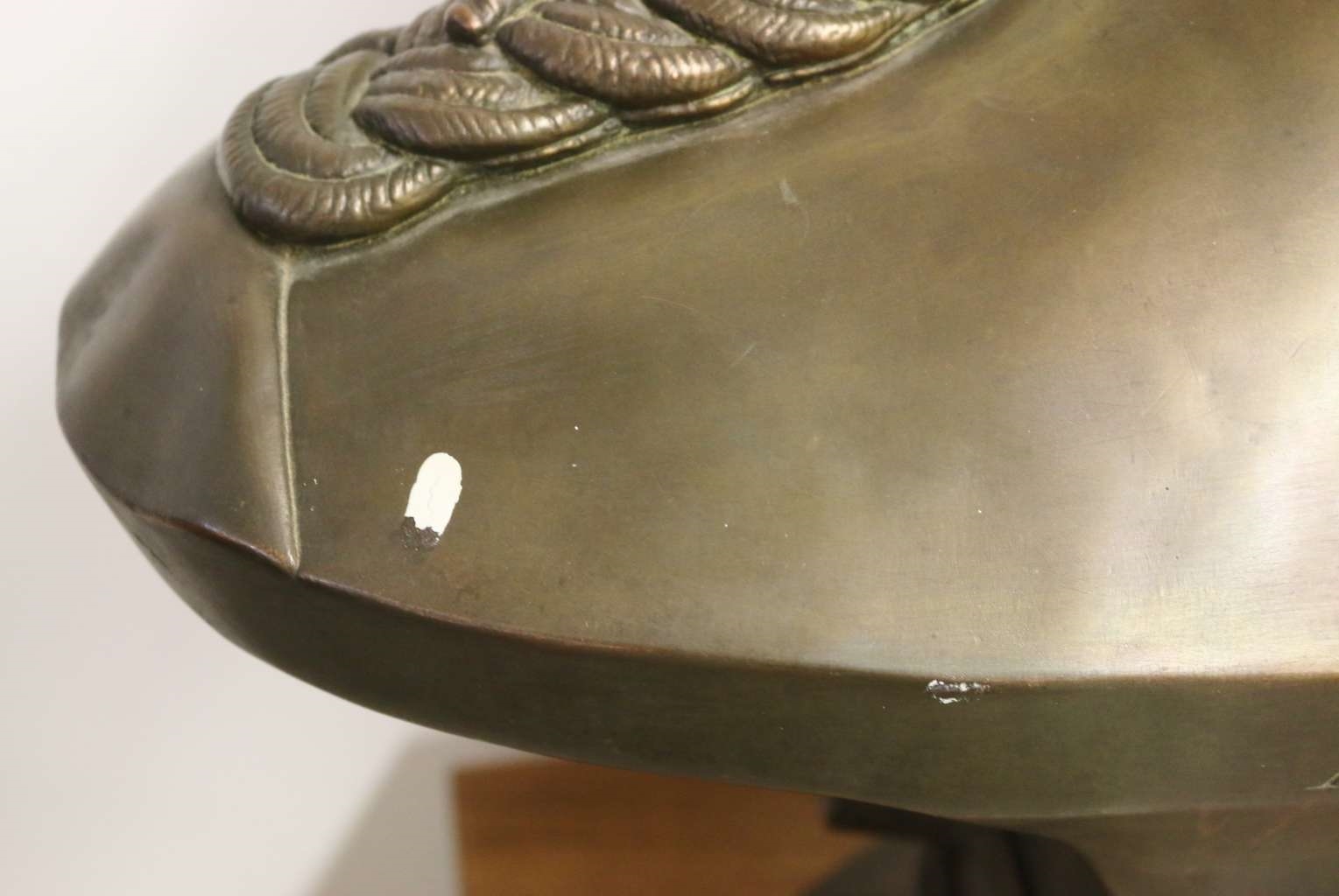 Artwork by Adolf von Donndorf, Portraitbüste des Generalfeldmarschall Helmuth Graf von Moltke (1800-1891), Made of electroplating in copper