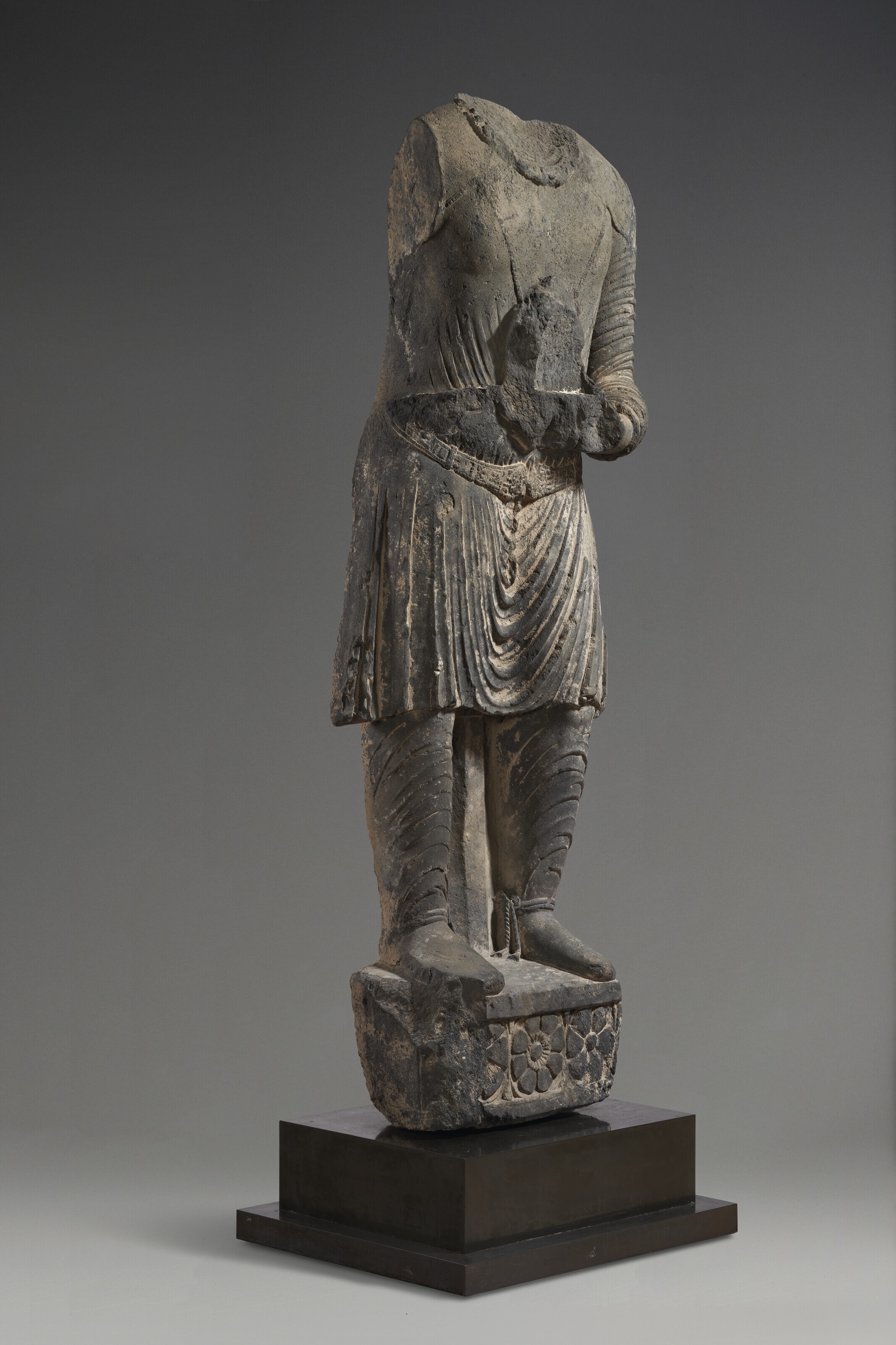 Gandharan School, 4th Century | A VERY RARE AND MONUMENTAL GREY SCHIST ...