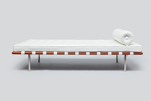 'Barcelona' daybed by Ludwig Mies van der Rohe, 1930 / 2000s