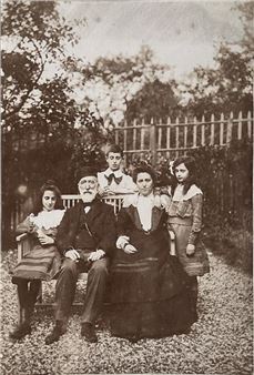 Portraits du compositeur Paul Dukas et de sa famille - Paul Dukas