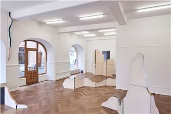 A Drop Meant To Become A Stalactite, But Fell On The Seeker’s Torch - Krone Couronne