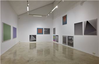 Adrian Sauer: Colour and Space - Galería Helga de Alvear