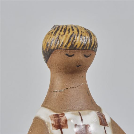 Lisa Larson | Skulptur, Amalia ur serien ABC-flickor | MutualArt