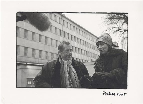Václav Havel with Marta Kubišová by Oldřich Škácha, 2005