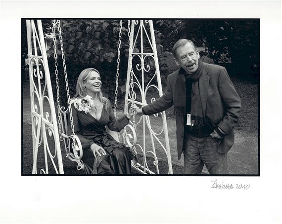 Václav Havel with his wife by Oldřich Škácha, 2010