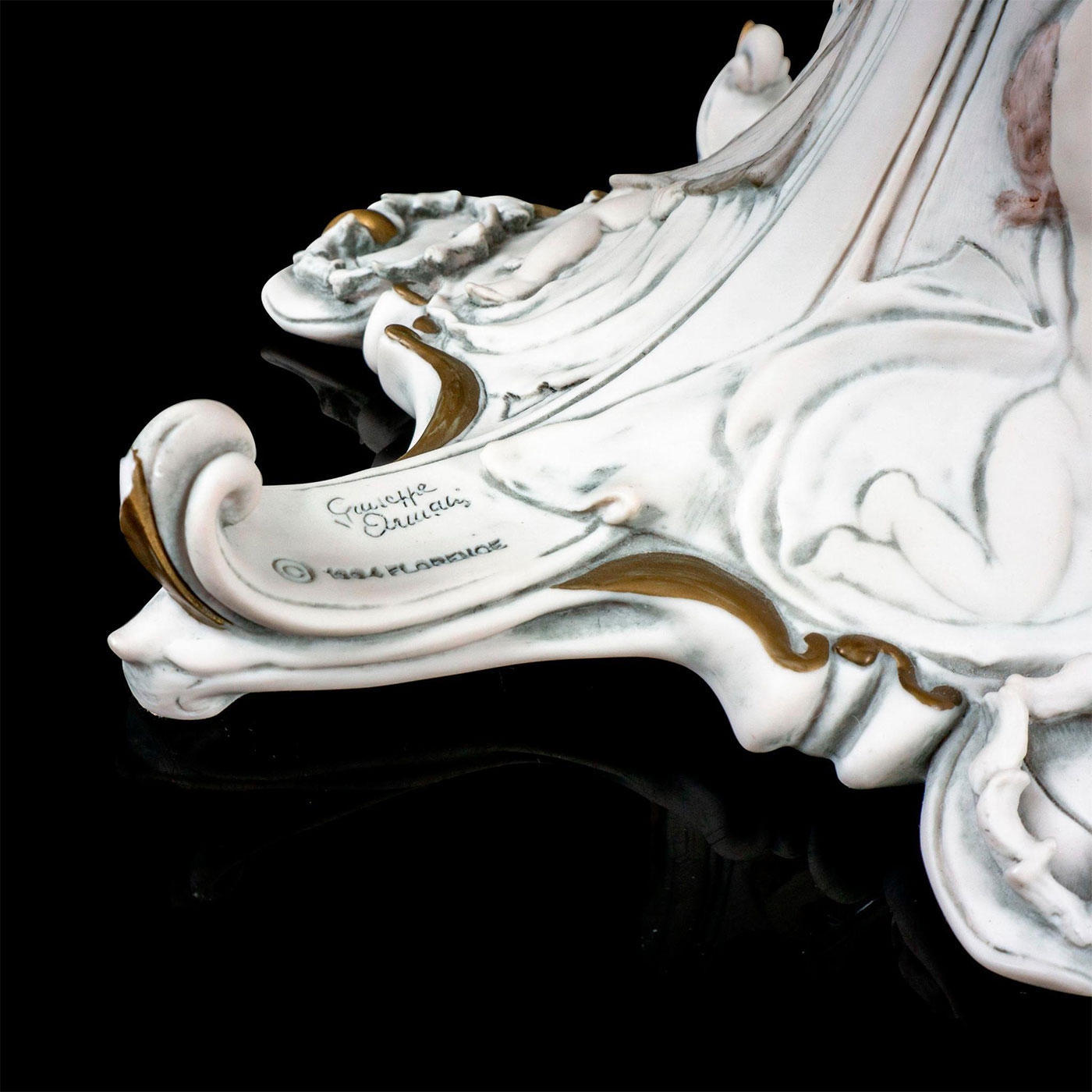 giuseppe-armani-capodimonte-giuseppe-armani-large-centerpiece