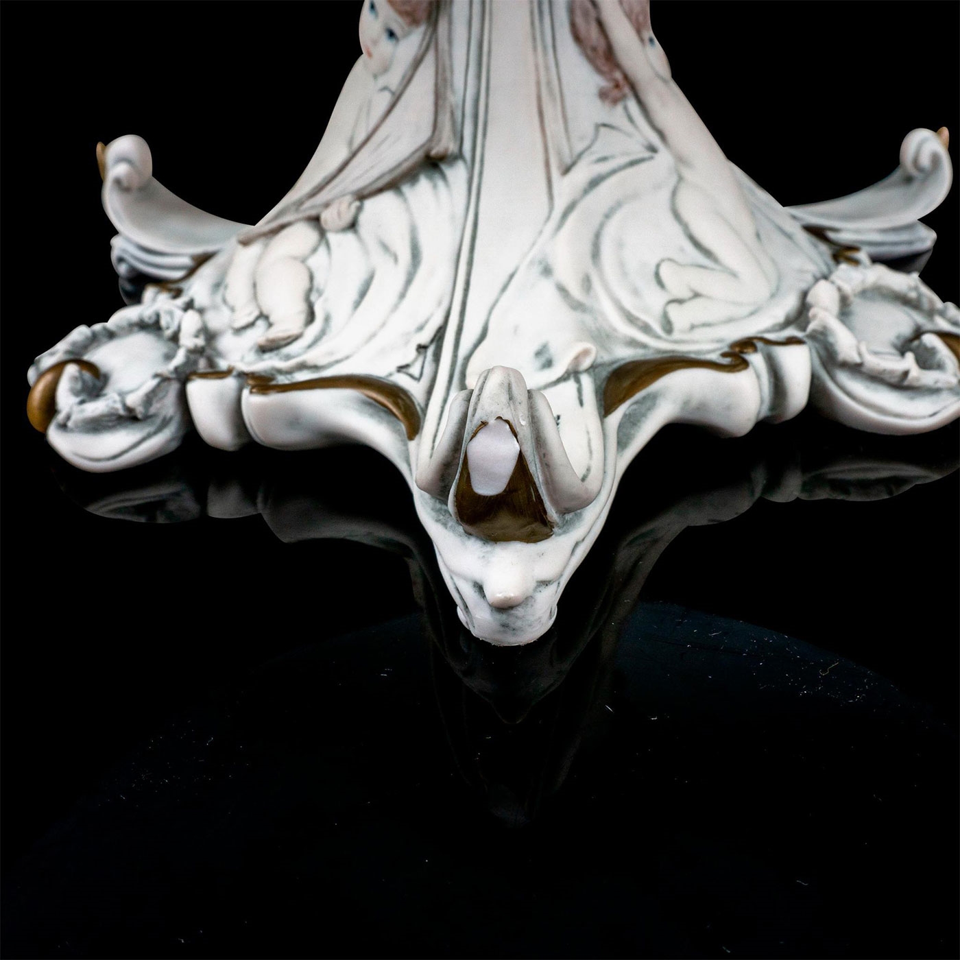giuseppe-armani-capodimonte-giuseppe-armani-large-centerpiece
