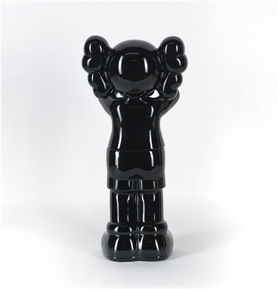KAWS | Holiday UK (Containers) (2021) | MutualArt