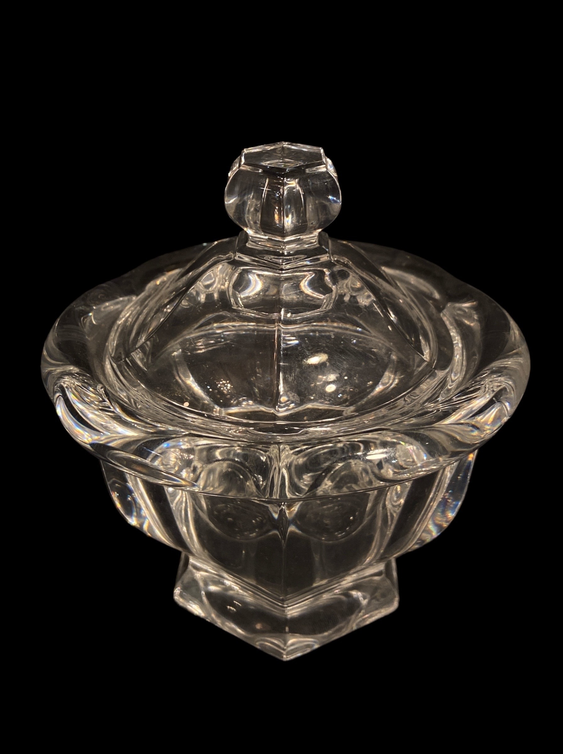 Baccarat BACCARAT Candy Dish with Lid MutualArt