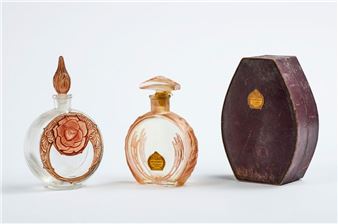 An Embalmed air - René Lalique