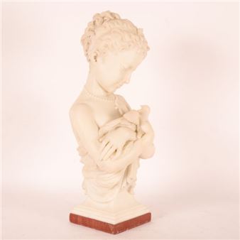 BUST OF A YOUNG WOMAN WITH A COLUMBUS - Charles Veeck