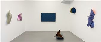 What’s Out There?: Five American Artists - Galerie Renate Bender 