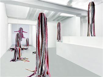 Violaine Lochu: 1987 - Galerie Dohyang Lee