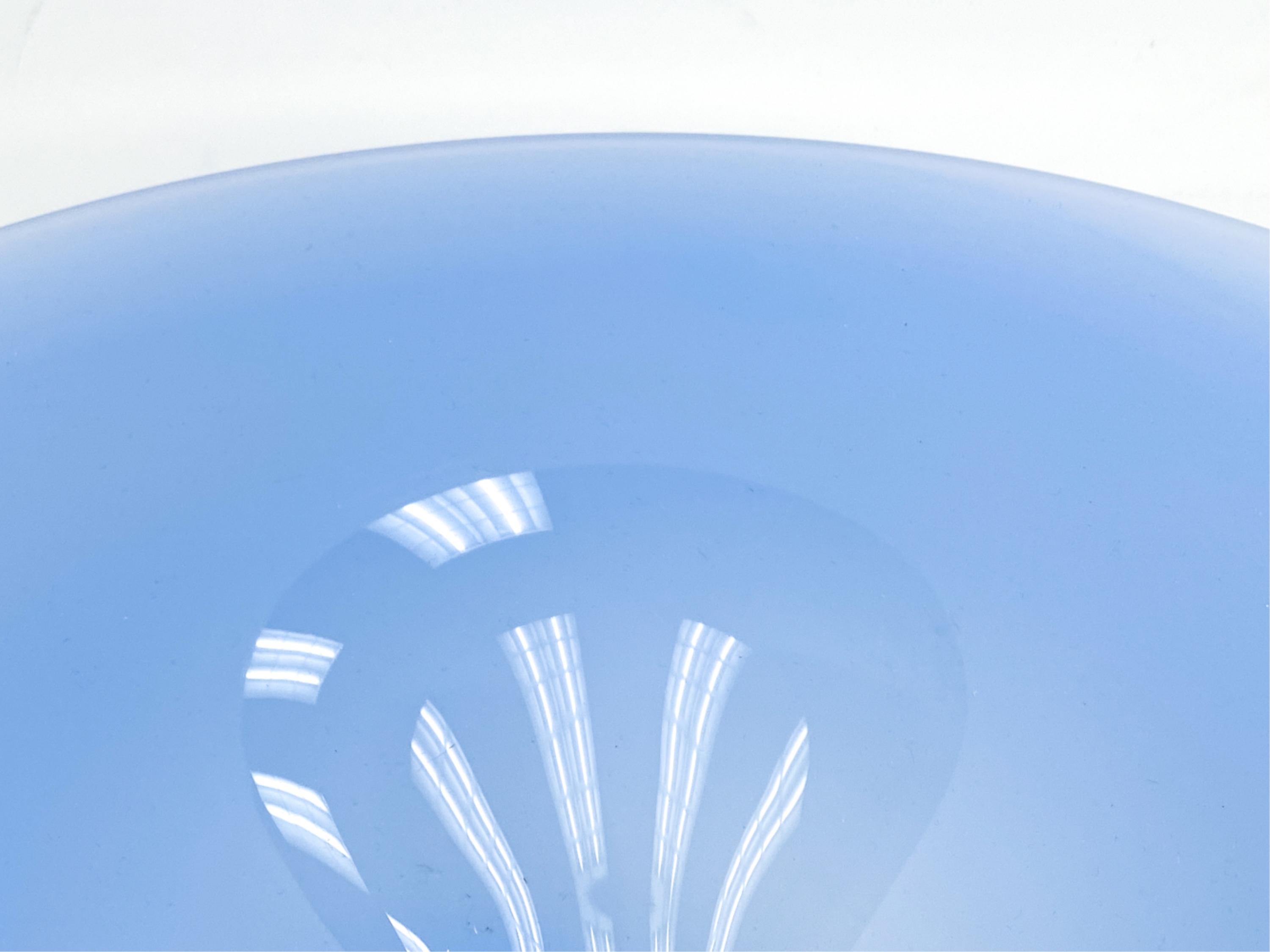 Paul Willsea WILLSEA O'BRIEN ART GLASS CENTERPIECE BOWL MutualArt