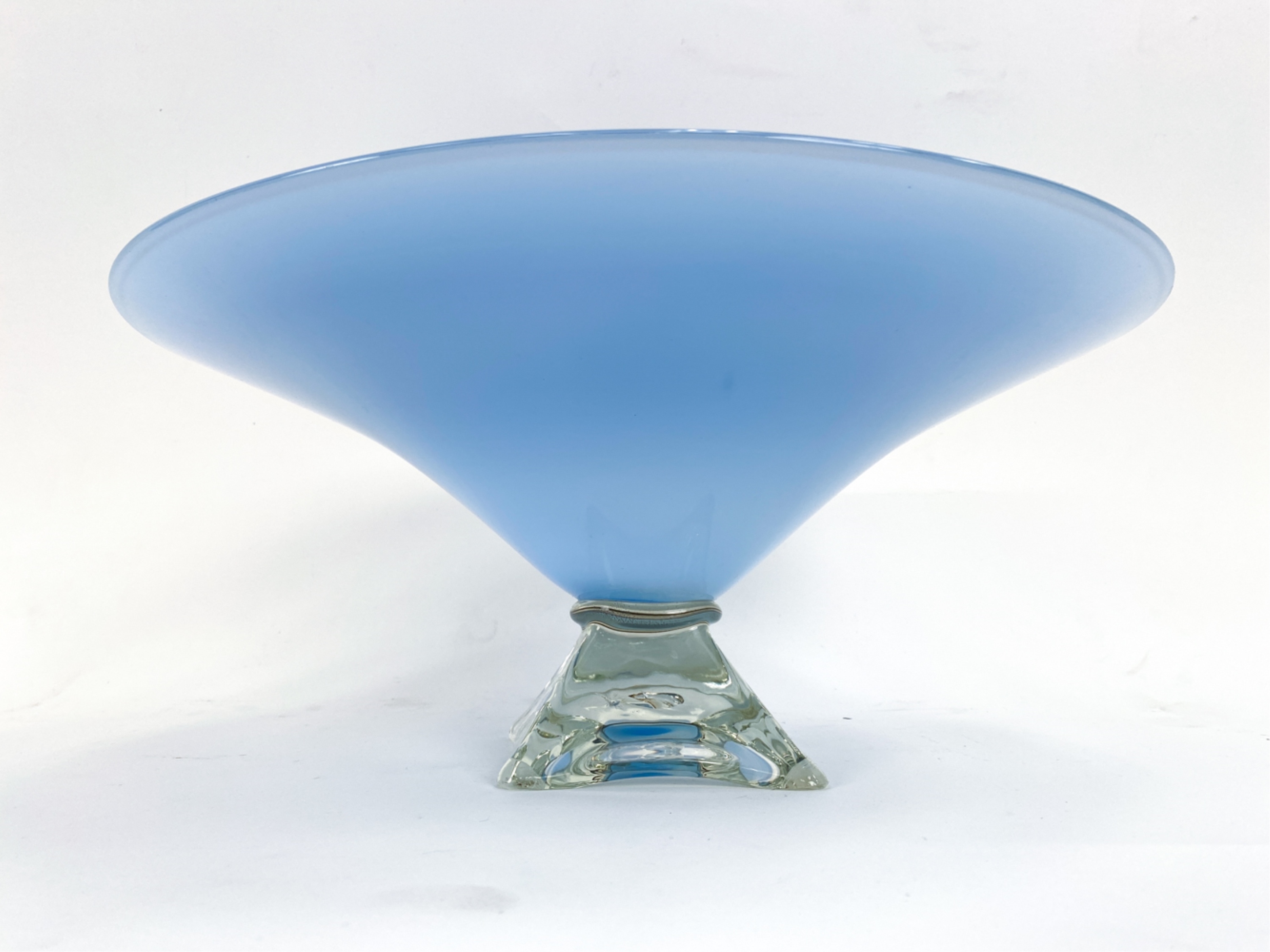 Paul Willsea WILLSEA O'BRIEN ART GLASS CENTERPIECE BOWL MutualArt