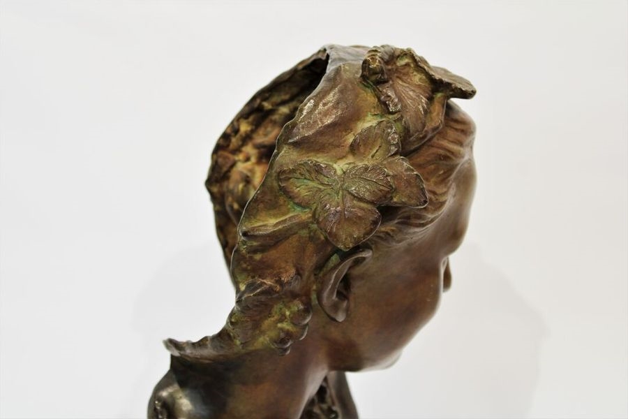 Jean-Baptiste Carpeaux | Bust of a woman in bronze with brown patina ...