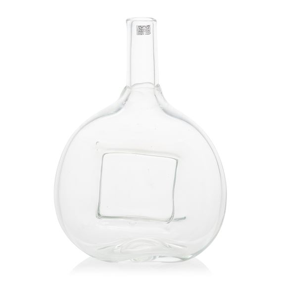 Oiva Toikka, a bottle signed Oiva Toikka Nuutajärvi Notsjö. by Oiva Toikka