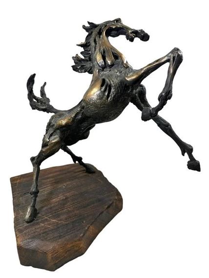 Dali-esque, brutalist horse by Nuccio Fontanella