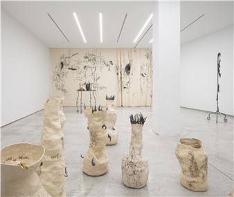 Sandra Mar: Blood, Eyes or The Bouquet - Rosa Santos, Valencia