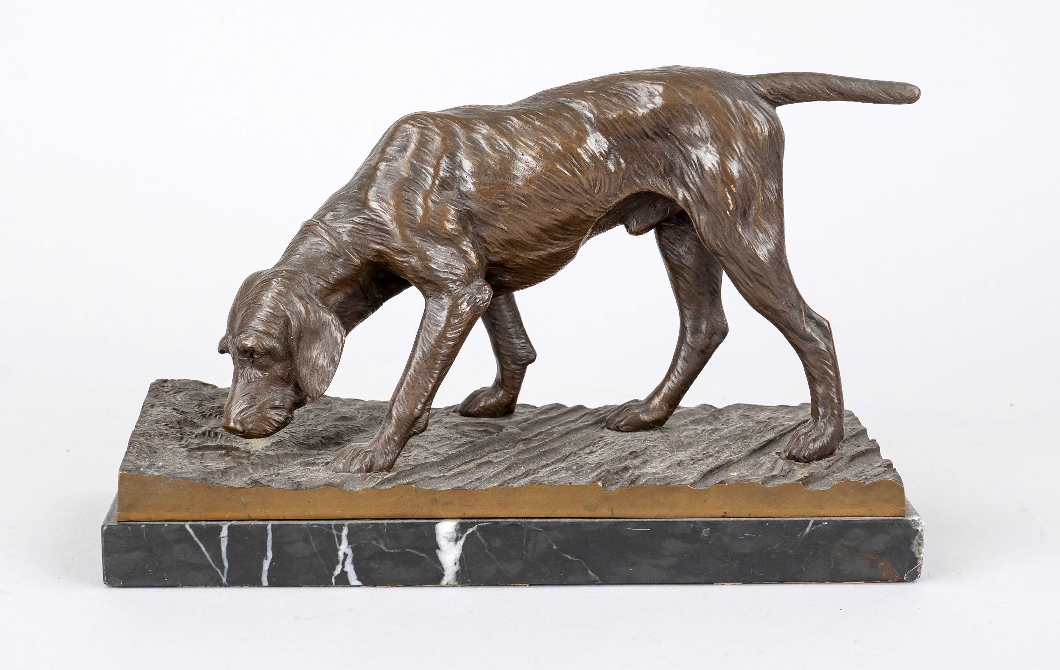Artwork by Ernst Fassbender, Hunting dog picking up a scent, Made of patinated bronze on terrain plinth