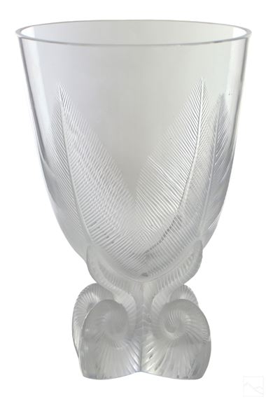 Lalique French crystal vase by René Lalique