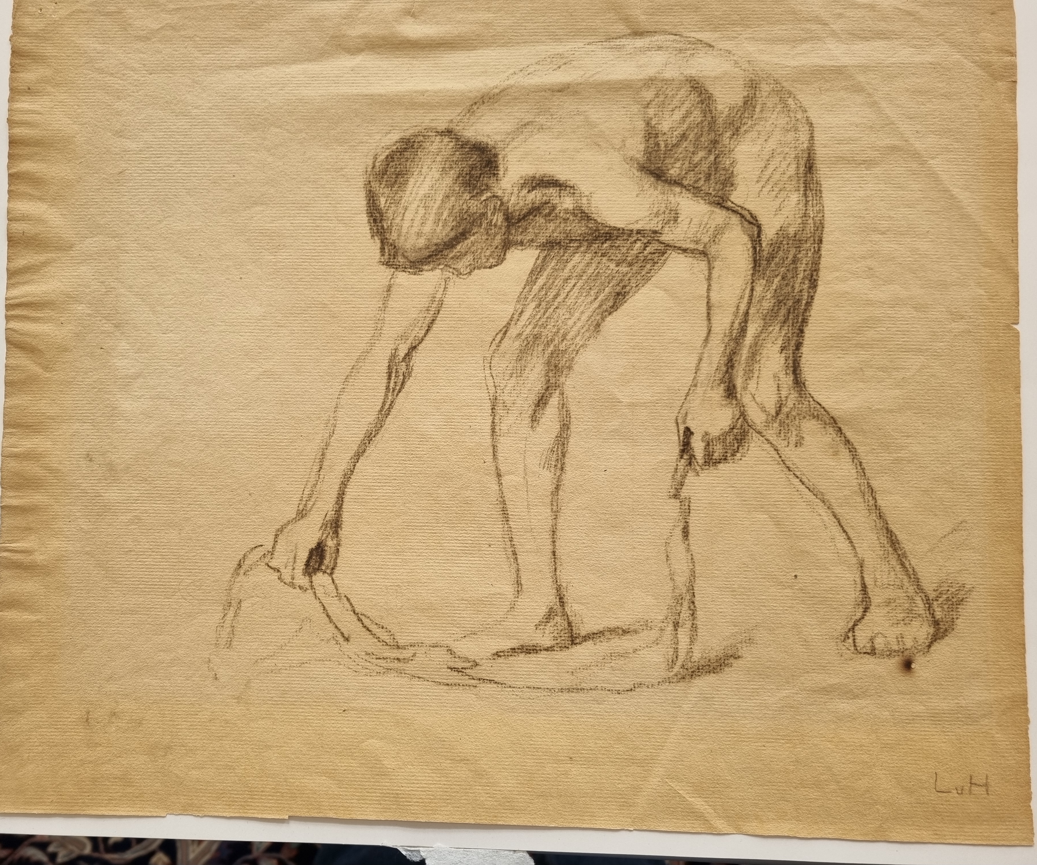 Artwork by Ludwig von Hofmann, Männerakt in gebückter Haltung, Made of Charcoal on paper