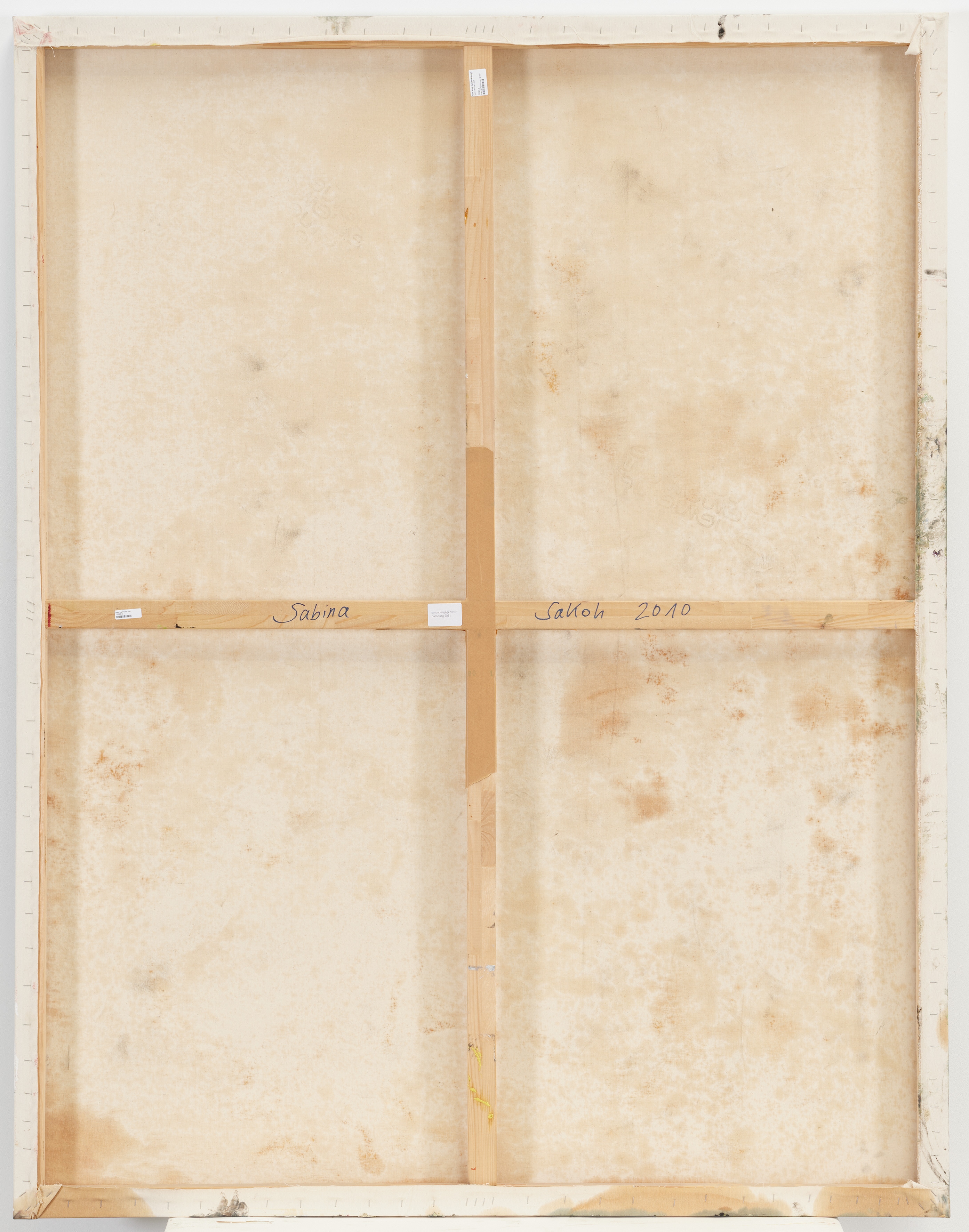 Artwork by Sabina Sakoh, Zwei Mädchen, eine Pistole gießend, Made of Oil on canvas