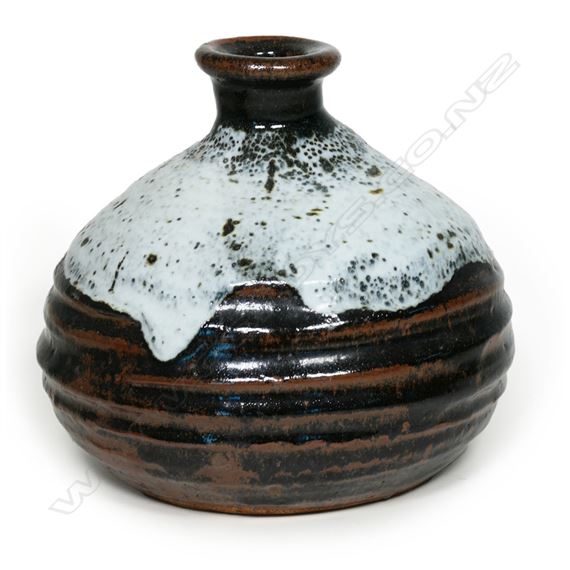 Len Castle | Len Castle large squat vase c1970 | MutualArt