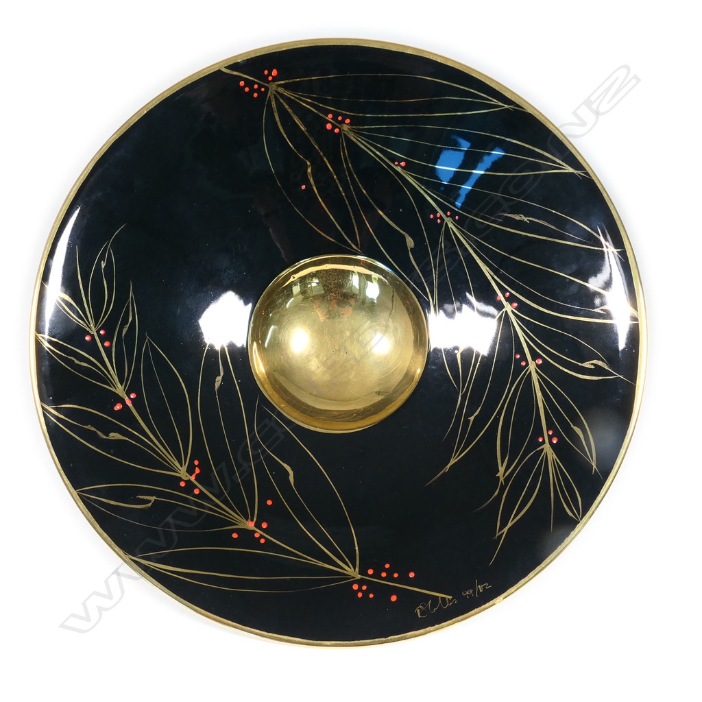 Peter Collis | Peter Collis large flared pottery dish | MutualArt
