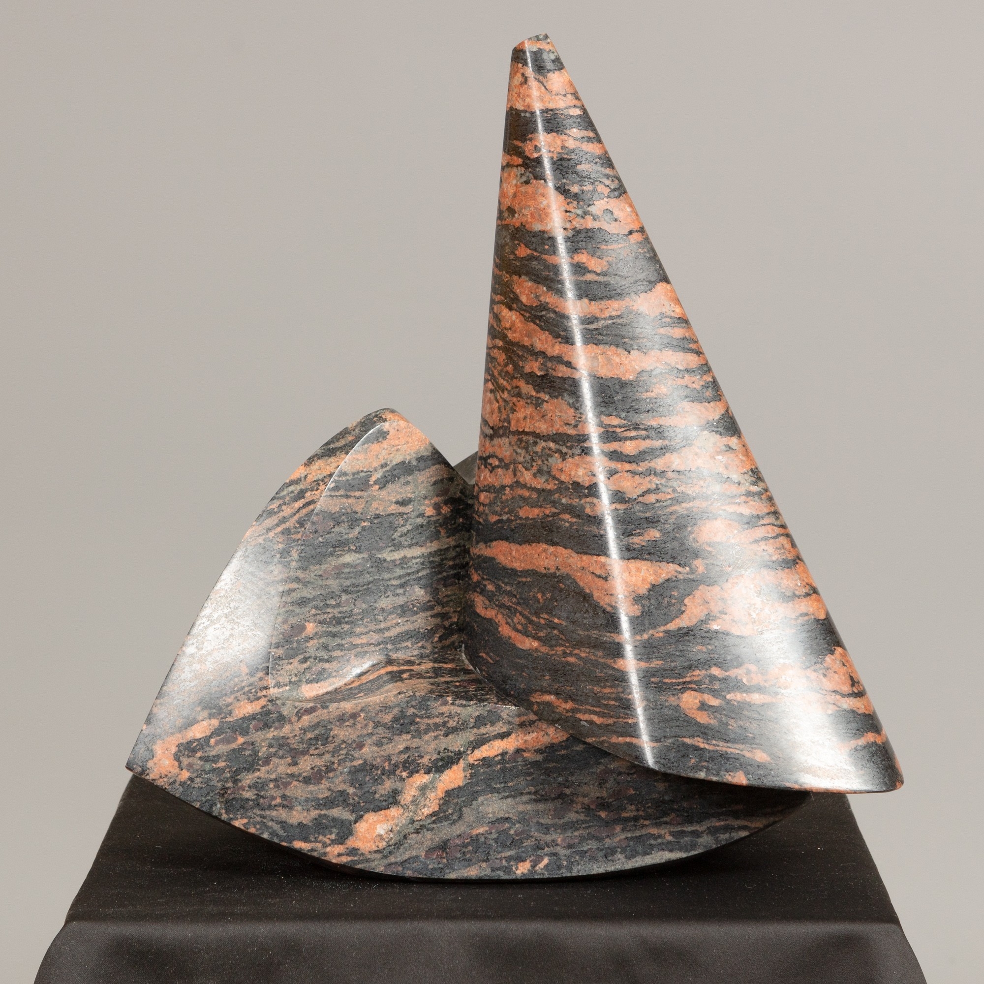 Artwork by Ukri Merikanto, Kohisten, Made of granite