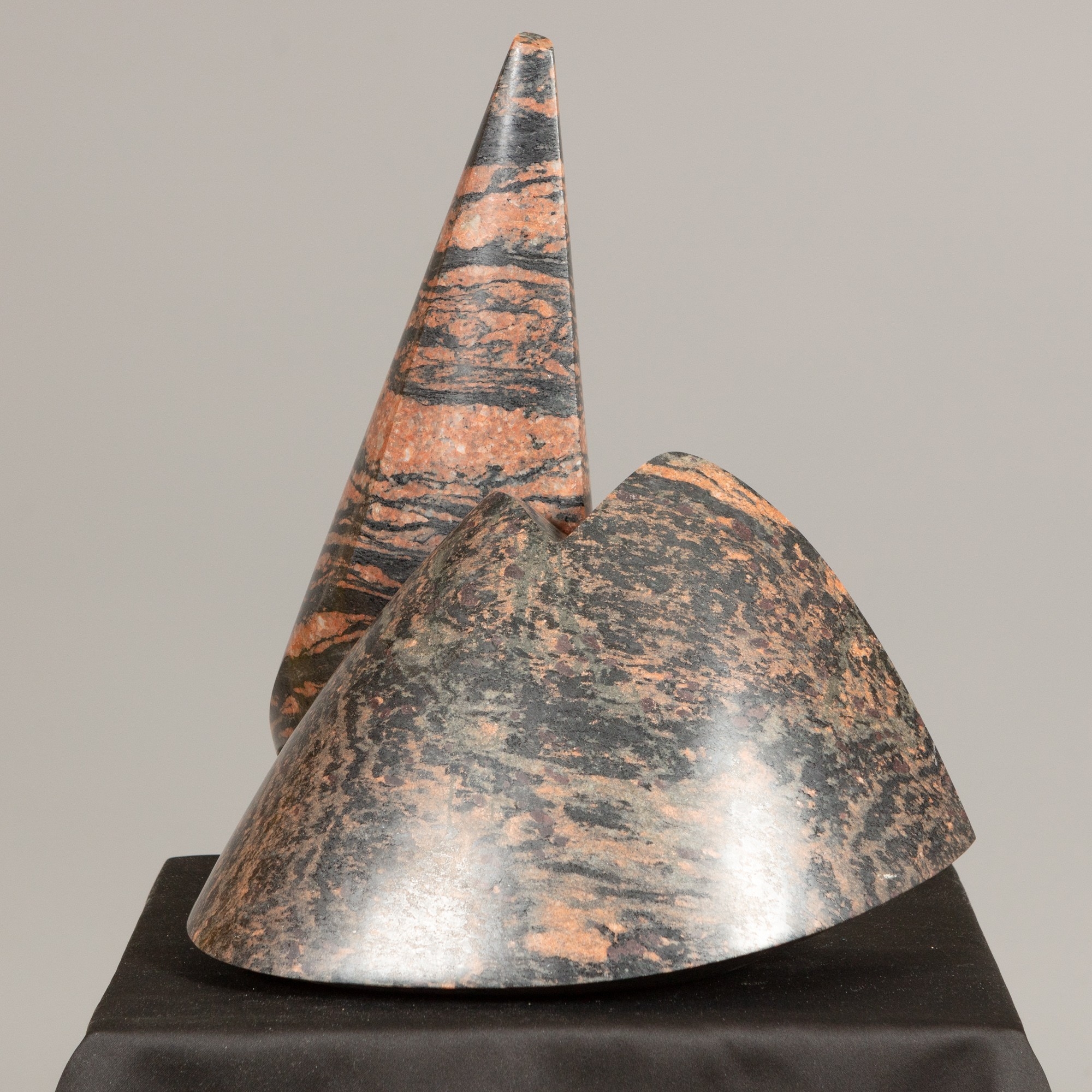 Artwork by Ukri Merikanto, Kohisten, Made of granite