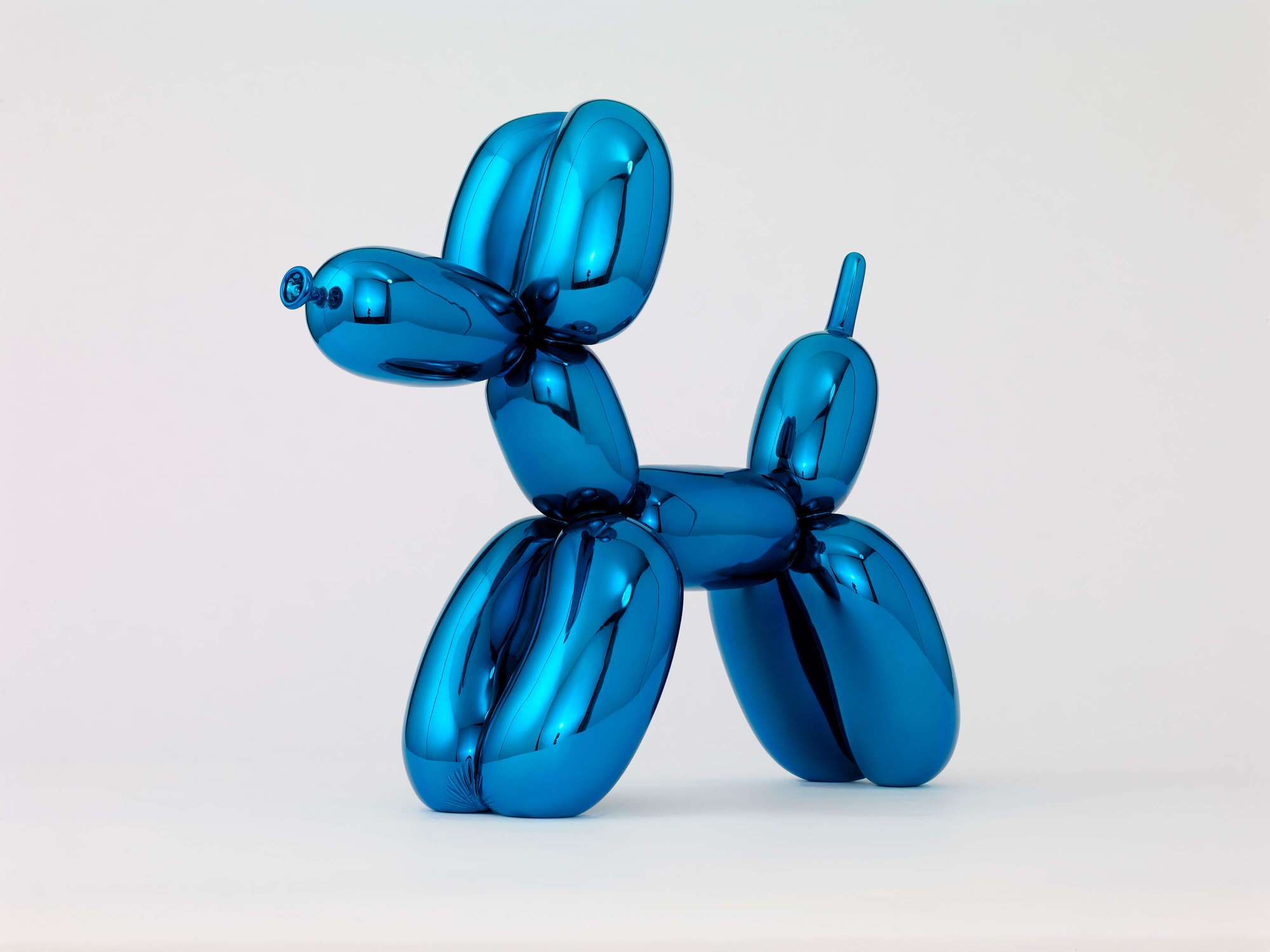 Balloon Dog (Blue) by Jeff Koons, 1955