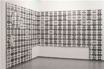 Maya Attoun: Hand - Givon Art Gallery