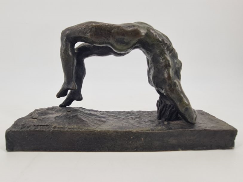 Artwork by Emmanuel Arredondo, Nude man in contortion, Made of Bronze with green patina