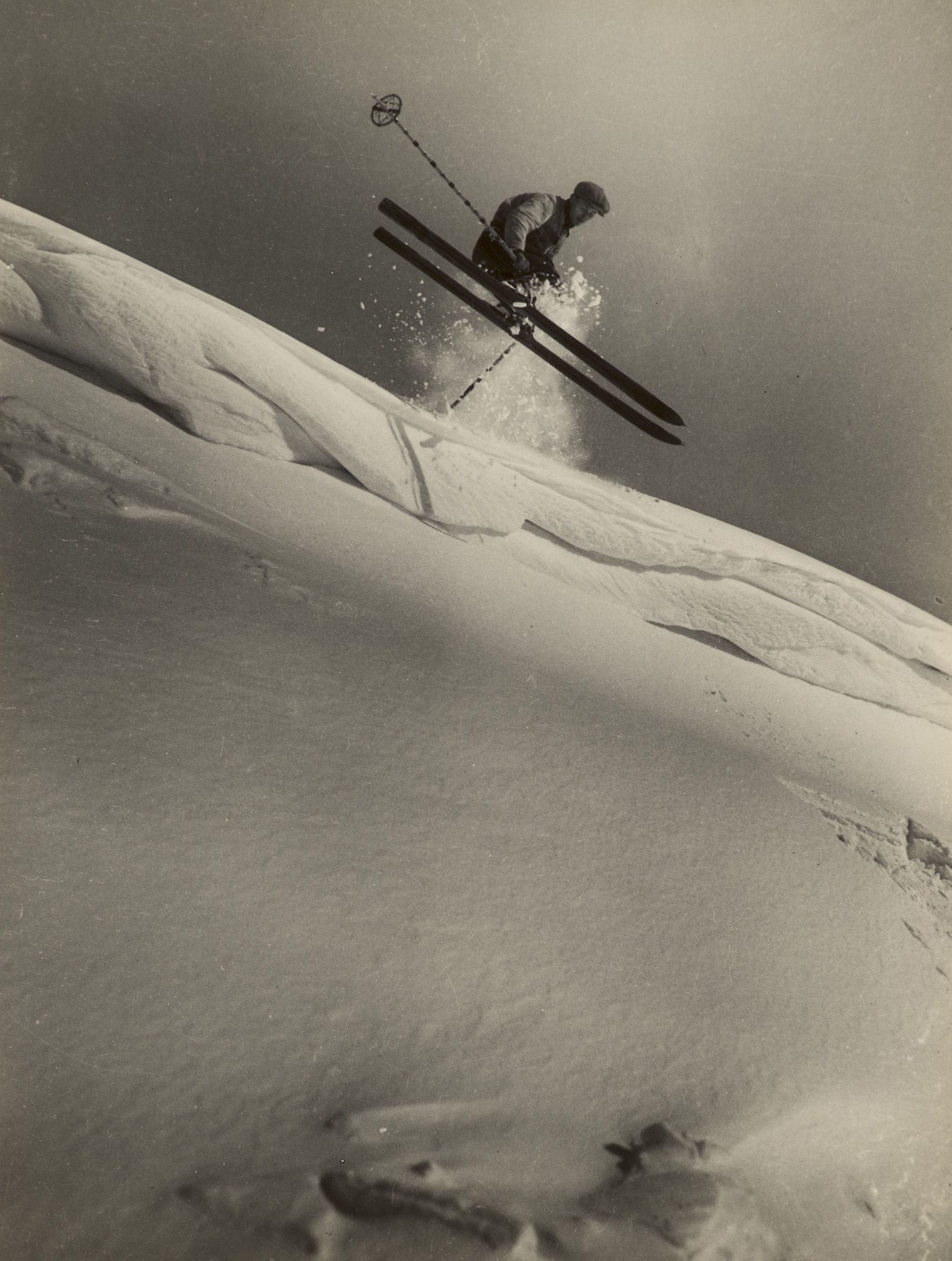 Artwork by Walter Hahn, 6 Arbeiten mit Darstellungen eines Skispringers, Made of silver gelatinprints on photographic paper