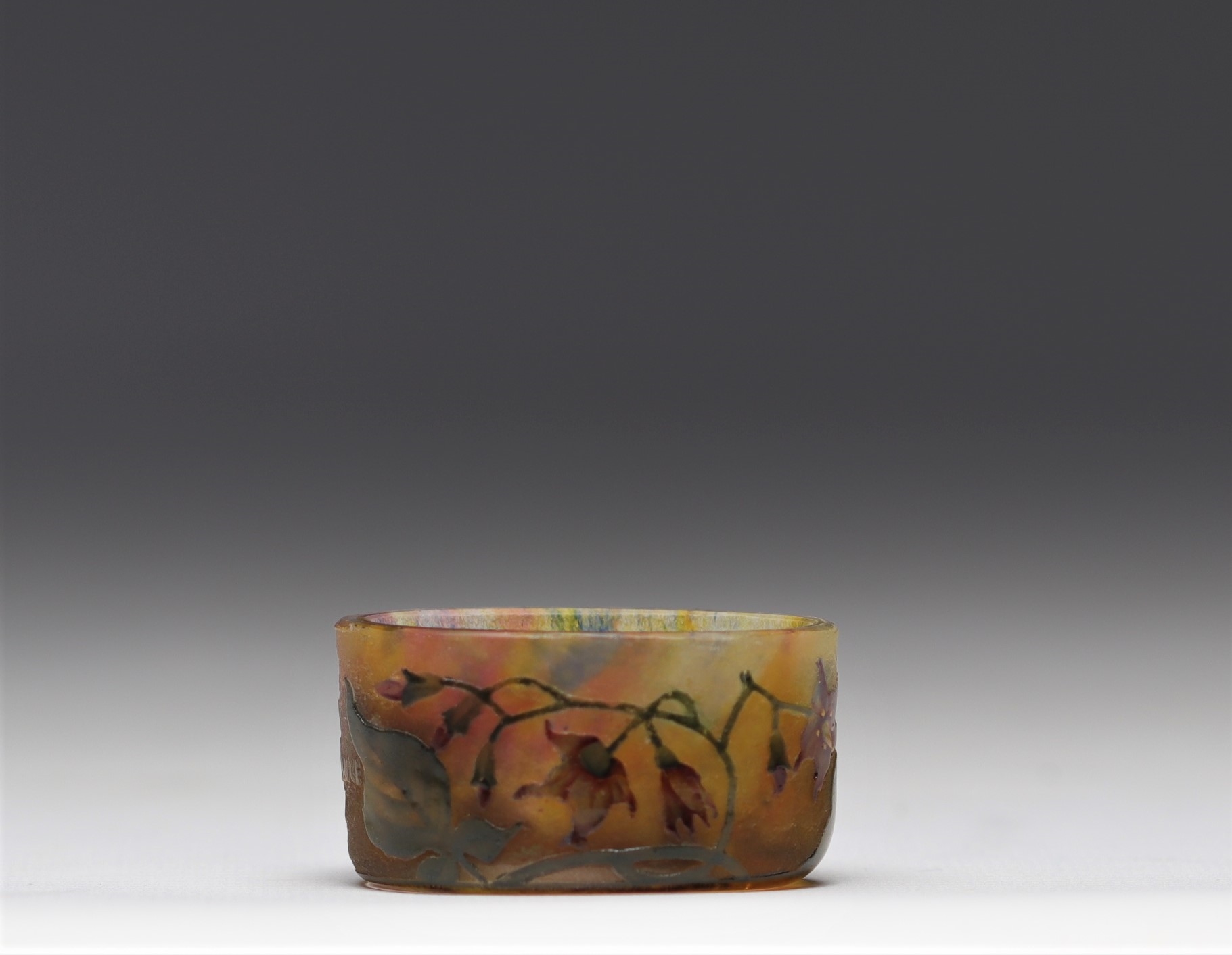 daum-fr-res-daum-nancy-acid-etched-salt-cellar-decorated-with-flowers