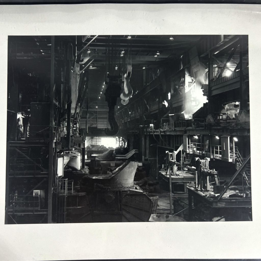 Tim Sager | Porfolio of Various Photographs | MutualArt