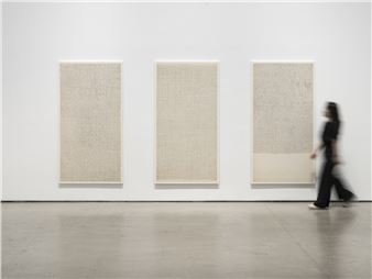 Chung Sang-hwa's Enduring Art on Show at Gallery Hyundai