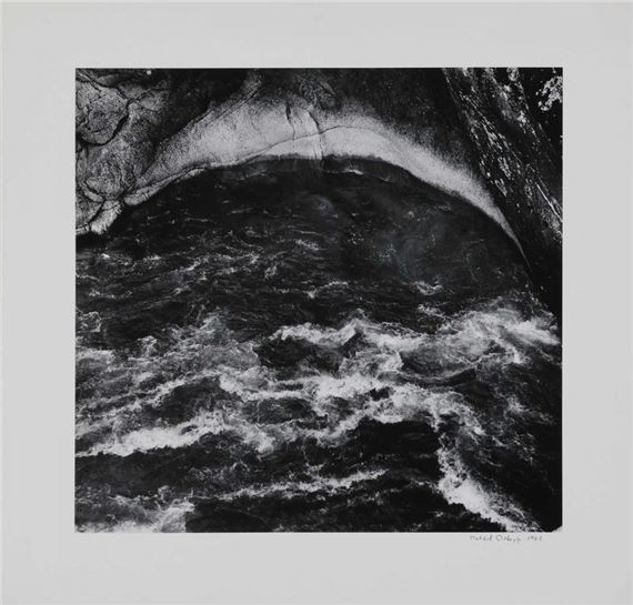 Wellen an Grotteneingang - Detlef Orlopp