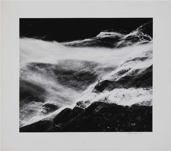 Wassersturz über felsige Klippen by Detlef Orlopp, 1971