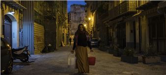 Tiziana Pers and the Subtle Connection Between Human and Animal Beings